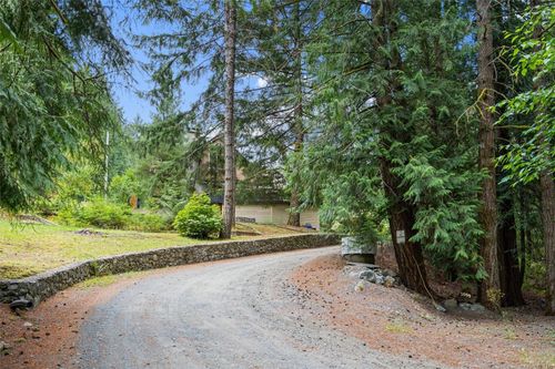2099 Shawnigan Lake Rd, Shawnigan Lake, BC, V8H2B5 | Card Image