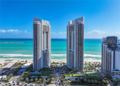 ph5104-18101 Collins Ave, Sunny Isles Beach, FL, 33160-3130 | Card Image