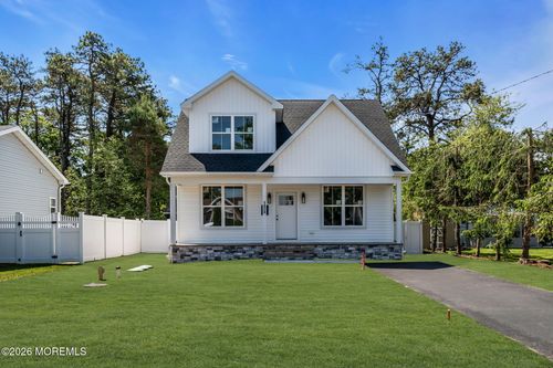 1424 Eighth Avenue, Toms River, NJ, 08757 | Card Image