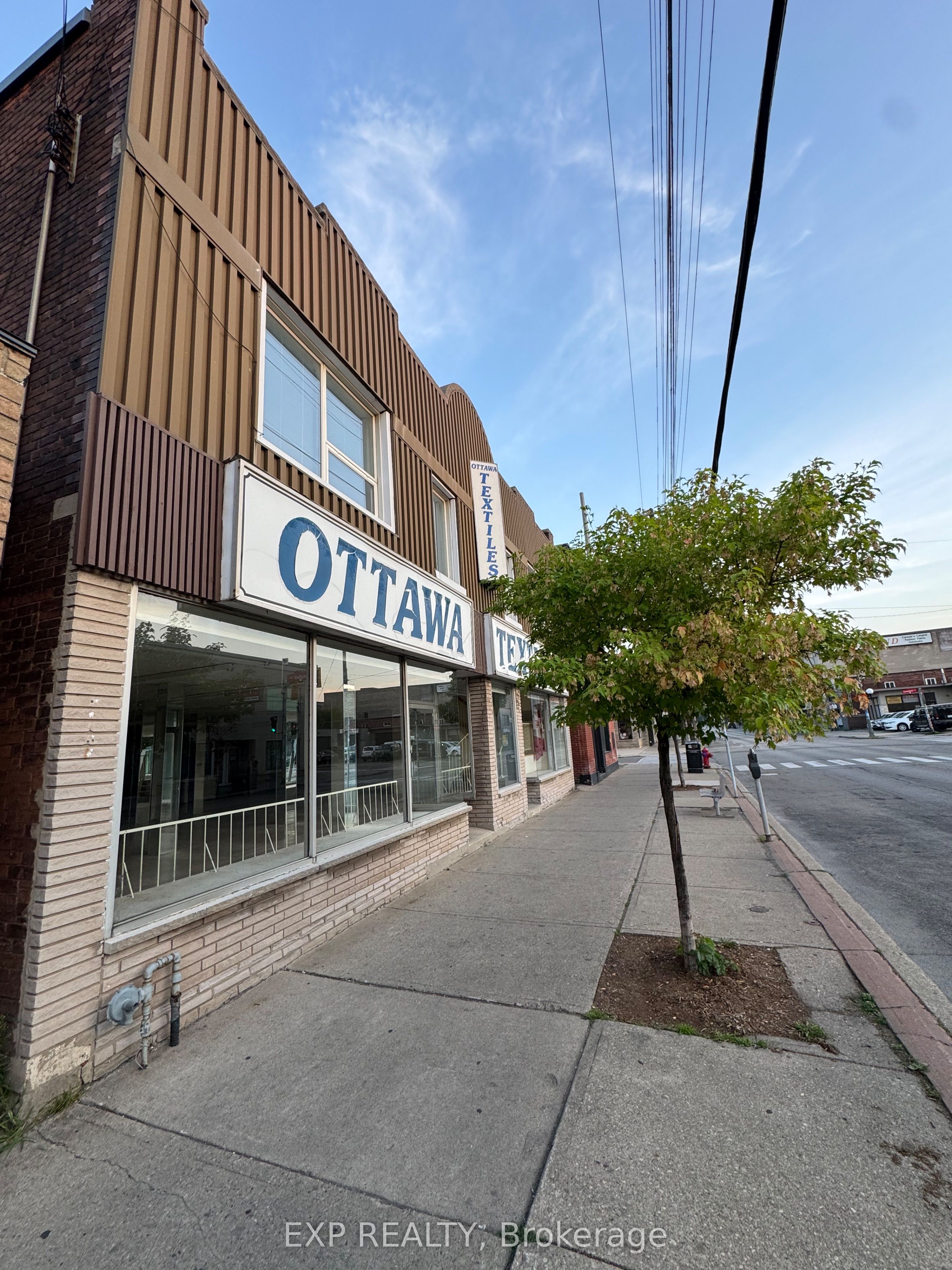 Commercial Lease in Hamilton 5