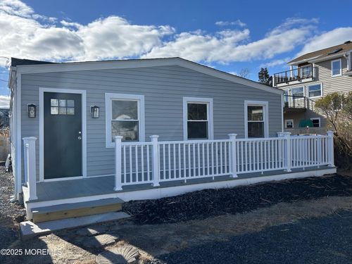 104 Clearwater Dr, WARETOWN, NJ, 08758-2509 | Card Image