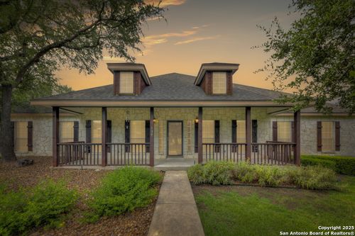 137 Rodeo Dr, Spring Branch, TX, 78070-5930 | Card Image
