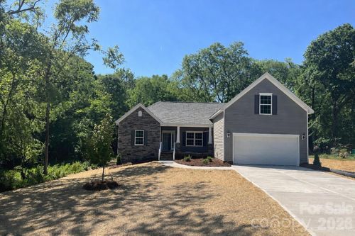 5807 Monticello Dr Nw, Concord, NC, 28027-8897 | Card Image