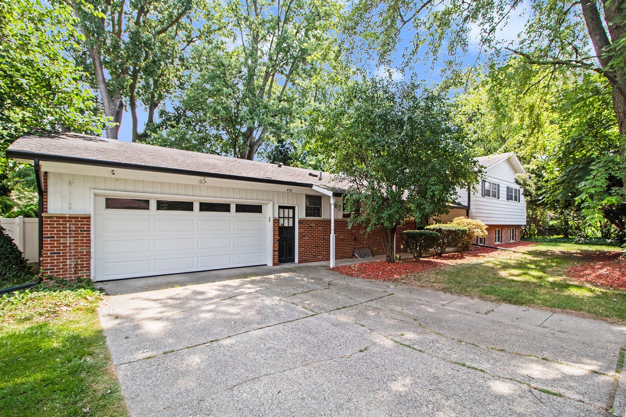 Douglas St, Ypsilanti, MI 48197