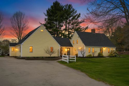b-6 Fifield Ln, Stratham, NH, 03885-2413 | Card Image