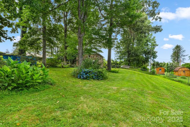 1058 Howard Gap Loop Rd, House other with 3 bedrooms, 3 bathrooms and null parking in Flat Rock NC | Image 30