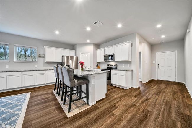 2818 Roman Forest Blvd, House other with 5 bedrooms, 3 bathrooms and null parking in New Caney TX | Image 8