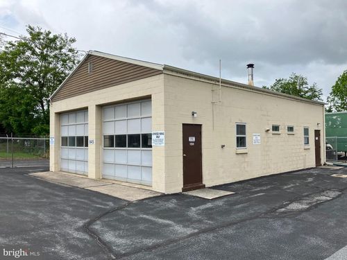 845 Pear St, LEMOYNE, PA, 17043-1841 | Card Image