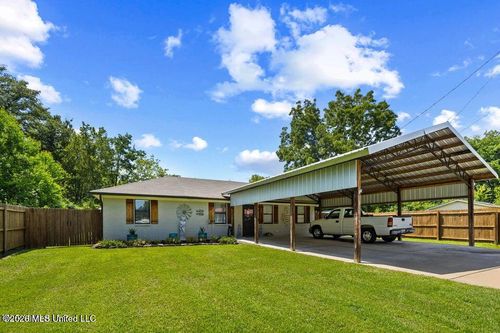 1223 Saint Augustine Dr, Pearl, MS, 39208-9480 | Card Image