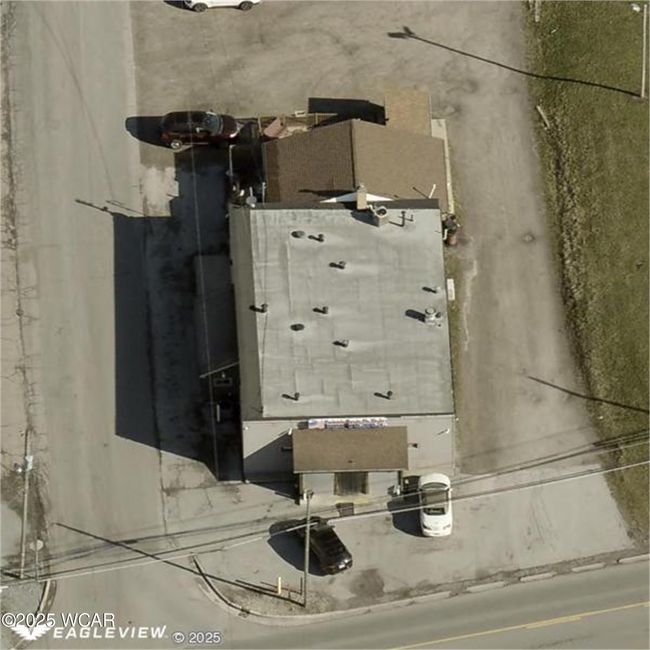 1031 Findlay Rd, Home with 0 bedrooms, 2 bathrooms and 15 parking in Lima OH | Image 9