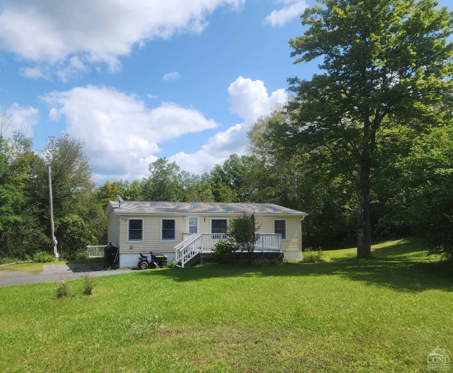 Route 31 , Acra, NY 12405