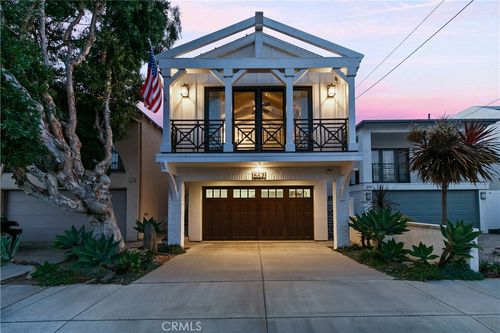 557 3rd St, Hermosa Beach, CA, 90254 | Card Image