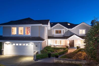 1278 Chartwell Dr, House other with 6 bedrooms, 3 bathrooms and 5 parking in West Vancouver BC | Image 1