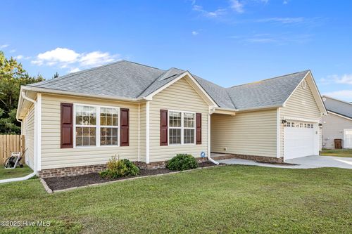 508 Pebble Spruce Ct, Jacksonville, NC, 28546-7988 | Card Image