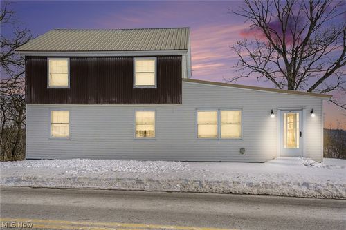 4018 N State Route 376 Nw, McConnelsville, OH, 43756-9144 | Card Image