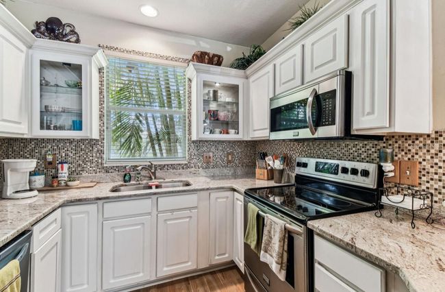 12472 Country White Cir, Townhouse with 2 bedrooms, 2 bathrooms and null parking in TAMPA FL | Image 19