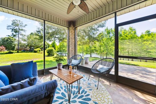 56 Camellia Ln, Freeport, FL, 32439-6693 | Card Image