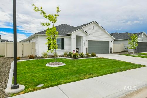 12325 Amorica St, Caldwell, ID, 83607-5840 | Card Image
