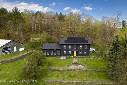 483 Travis Hill Rd, Preston Hollow, NY, 12469-2127 | Card Image