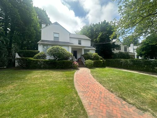 373 Northfield Rd, Woodmere, NY, 11598-1613 | Card Image