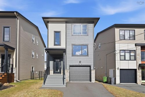 31 Travertine Crt, Halifax, NS, B3P0J5 | Card Image