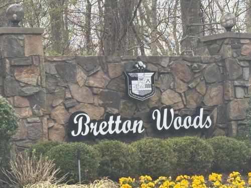 269-269 Brettonwoods Dr, Coram, NY, 11727 | Card Image
