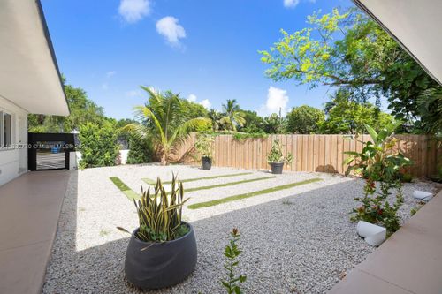 apt-2-7800 Ne 10th Ct, Miami, FL, 33138-4267 | Card Image