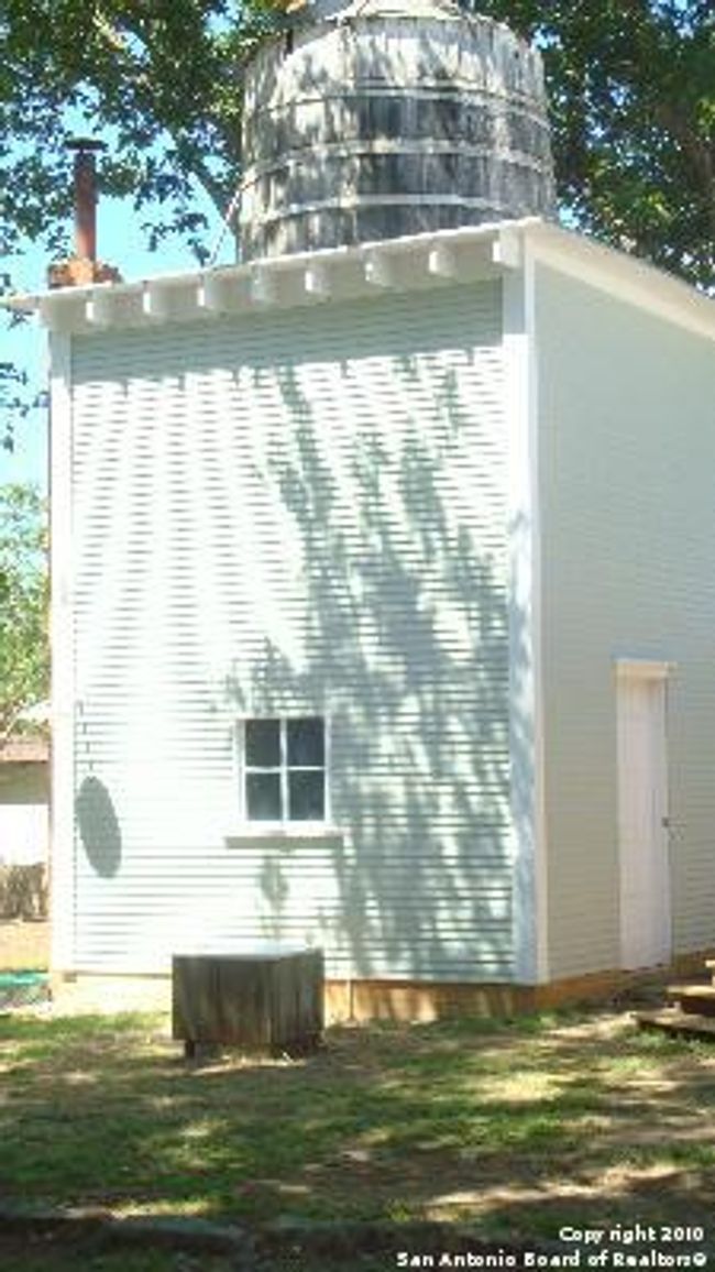 119 Idlewilde Blvd, House other with 2 bedrooms, 3 bathrooms and null parking in Comfort TX | Image 14