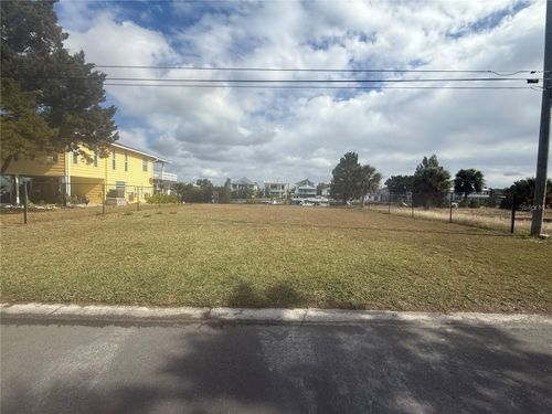 3220 Azalea Dr, Hernando Beach, FL, 34607-3403 | Card Image