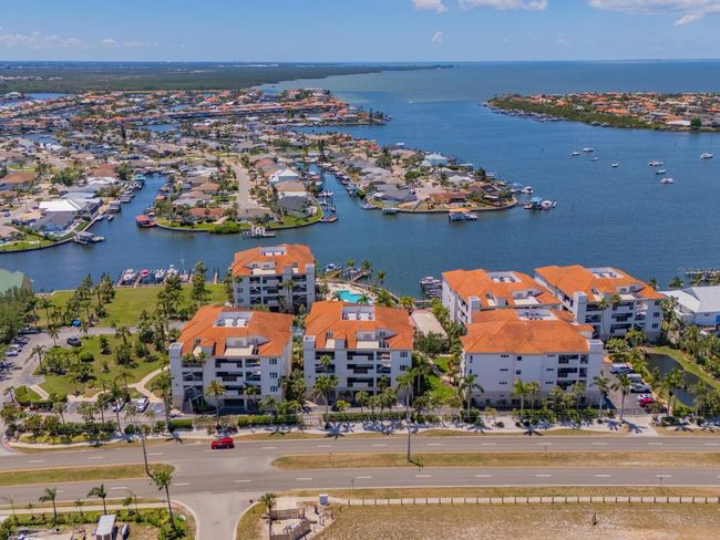 UNIT-202 - 1042 Bellasol Way, Condo with 3 bedrooms, 4 bathrooms and null parking in Apollo Beach FL | Image 83