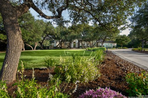 11118 Anaqua Spgs, Boerne, TX, 78006-8492 | Card Image