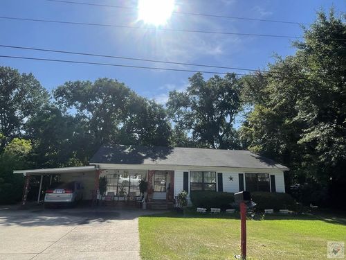 104 Redbud St, Texarkana, TX, 75503-3828 | Card Image