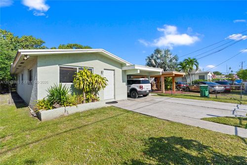5300 Nw 30th Pl, Miami, FL, 33142 | Card Image