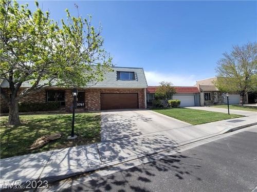 3797 Monument St, Las Vegas, NV, 89121-4438 | Card Image