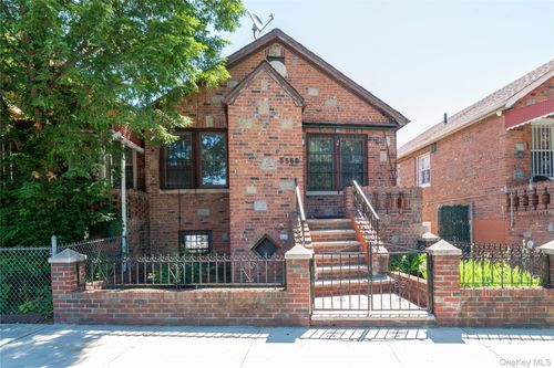 5569 Kings Hwy, Brooklyn, NY, 11203-6039 | Card Image