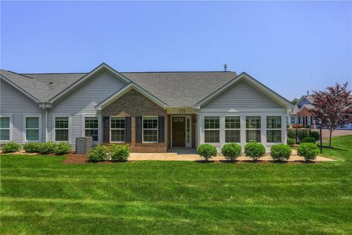 705 Spring Valley Dr, Zelienople, PA, 16063-2740 | Card Image
