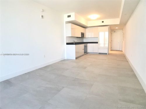 2810-1010 Brickell Ave, Miami, FL, 33131-3775 | Card Image