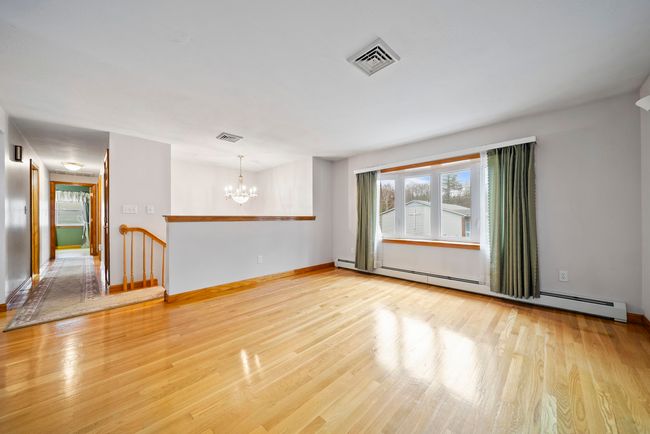 23 Echo Ave, House other with 3 bedrooms, 3 bathrooms and null parking in Nashua NH | Image 8