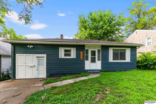4216 Browne St, Omaha, NE, 68111-1827 | Card Image