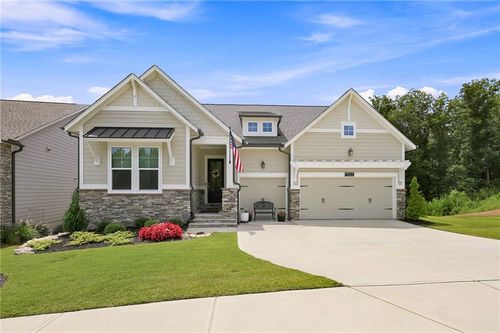 7012 Cottage Grove Dr, Flowery Branch, GA, 30542-7632 | Card Image