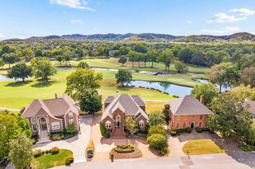 5215 Country Club Dr, Brentwood, TN, 37027-5175 | Card Image