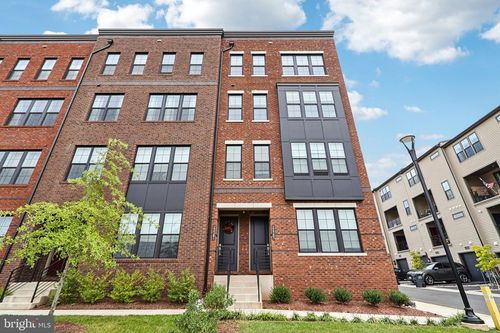 22381 Roanoke Rise Ter, ASHBURN, VA, 20148-5204 | Card Image