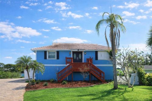 303 Lagoon Dr, PALM HARBOR, FL, 34683-5412 | Card Image