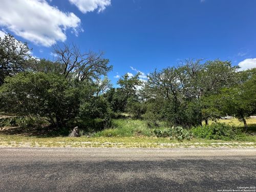 541 Airview Blvd, Llano, TX, 78643 | Card Image