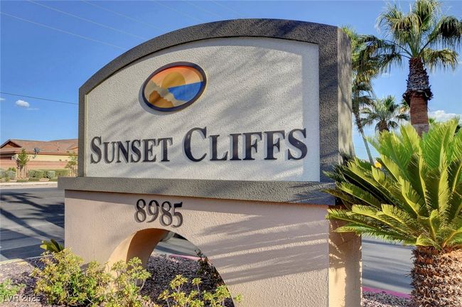 2014 - 8985 S Durango Dr, Condo with 3 bedrooms, 2 bathrooms and null parking in Las Vegas NV | Image 37
