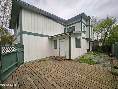 8155 Country Woods Dr, Anchorage, AK, 99502-4673 | Card Image