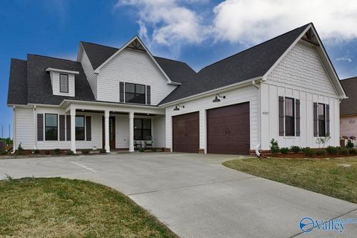 8319 Grayback Blvd, Owens Cross Roads, AL, 35763-3515 | Card Image