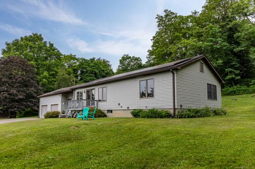 285 Millerton Rd, Lakeville, CT, 06039-1300 | Card Image