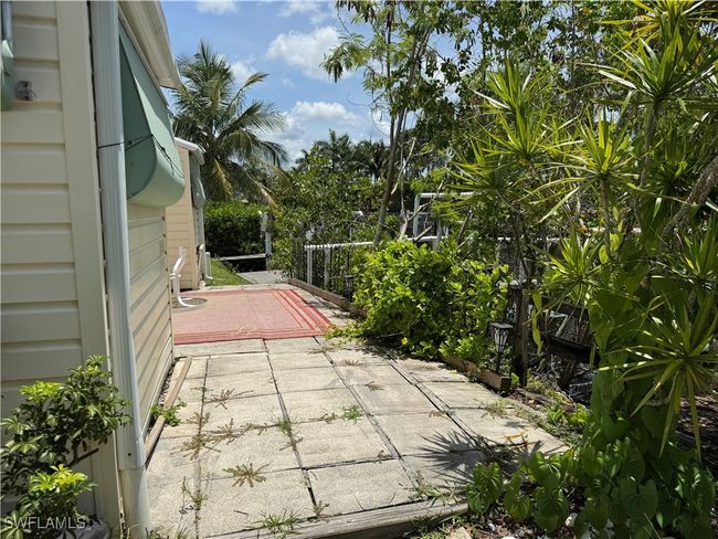 271 - 1003 Pine Dr, House other with 1 bedrooms, 2 bathrooms and null parking in NAPLES FL | Image 5