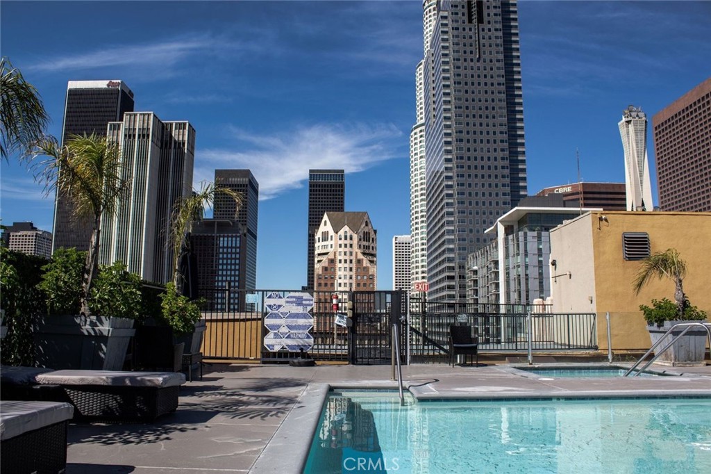 Residential in Los Angeles 2